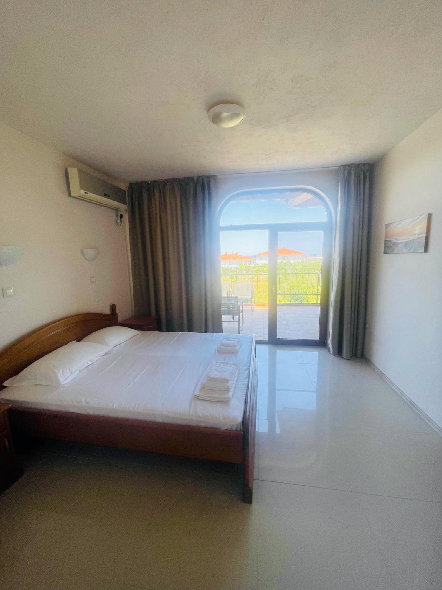 Private With Sea View Апартамент Созопол