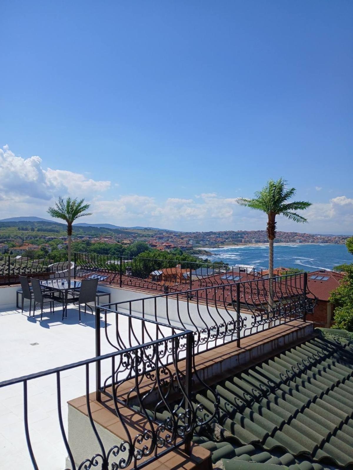 Апартамент Private With Sea View *